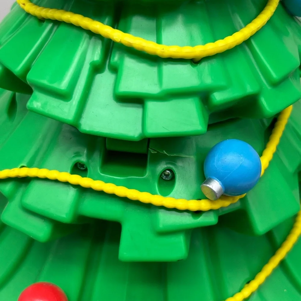 2023 Sesame Place Elmo Christmas‎ Tree Popcorn Bucket SeaWorld.